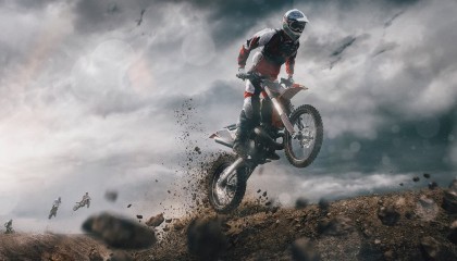 体育竞猜网站-Uzi血战80分钟封神，科维托娃三连胜创纪录，皇马法甲关键战引爆今日体坛！